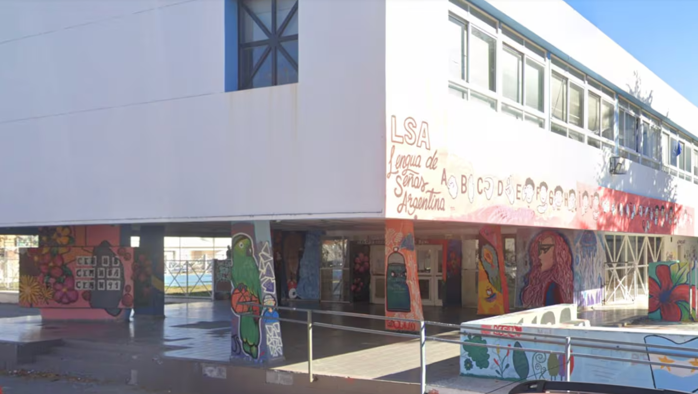  Conmoción en Río Negro: apuñalaron a un estudiante y demoraron a tres adolescentes