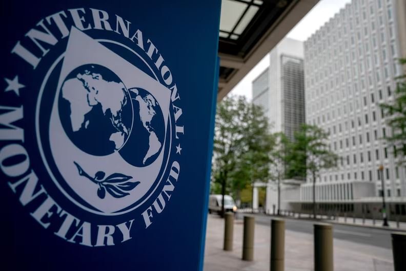  El Gobierno enfrenta un pago clave al FMI por US$800 millones y espera un nuevo desembolso