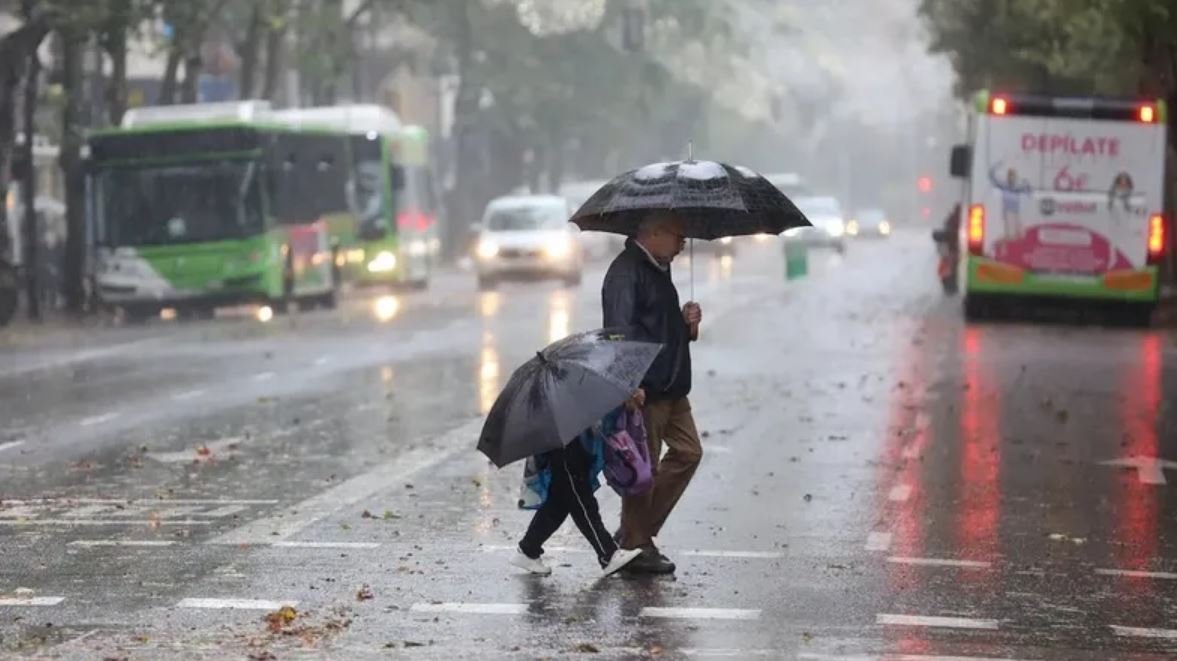  El AMBA atraviesa 48 horas de lluvias, ráfagas y descenso de temperatura