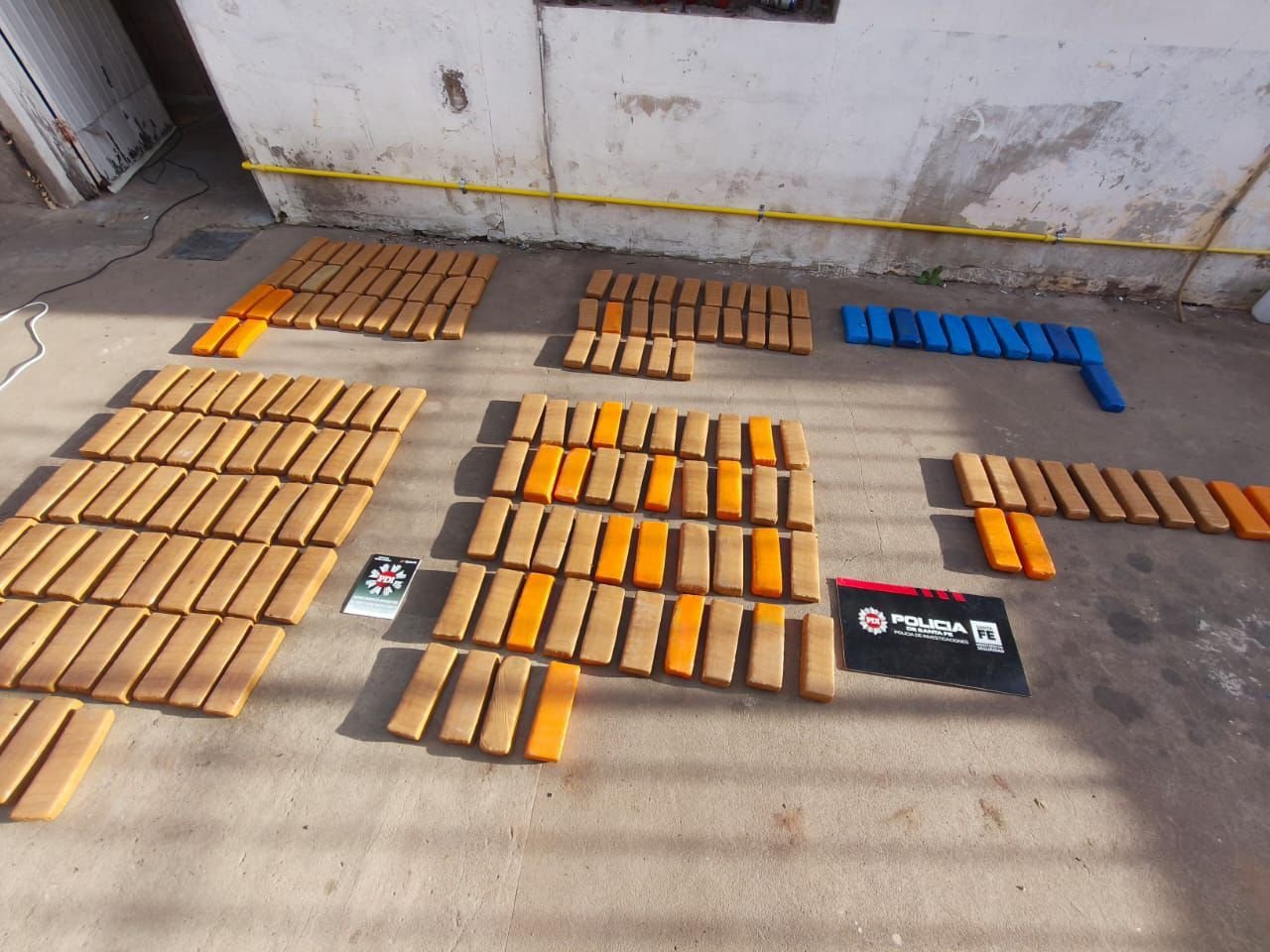  Golpe al narcotráfico en Santa Fe: secuestraron 181 ladrillos de marihuana  en una carniceria y detuvieron a un sospechoso