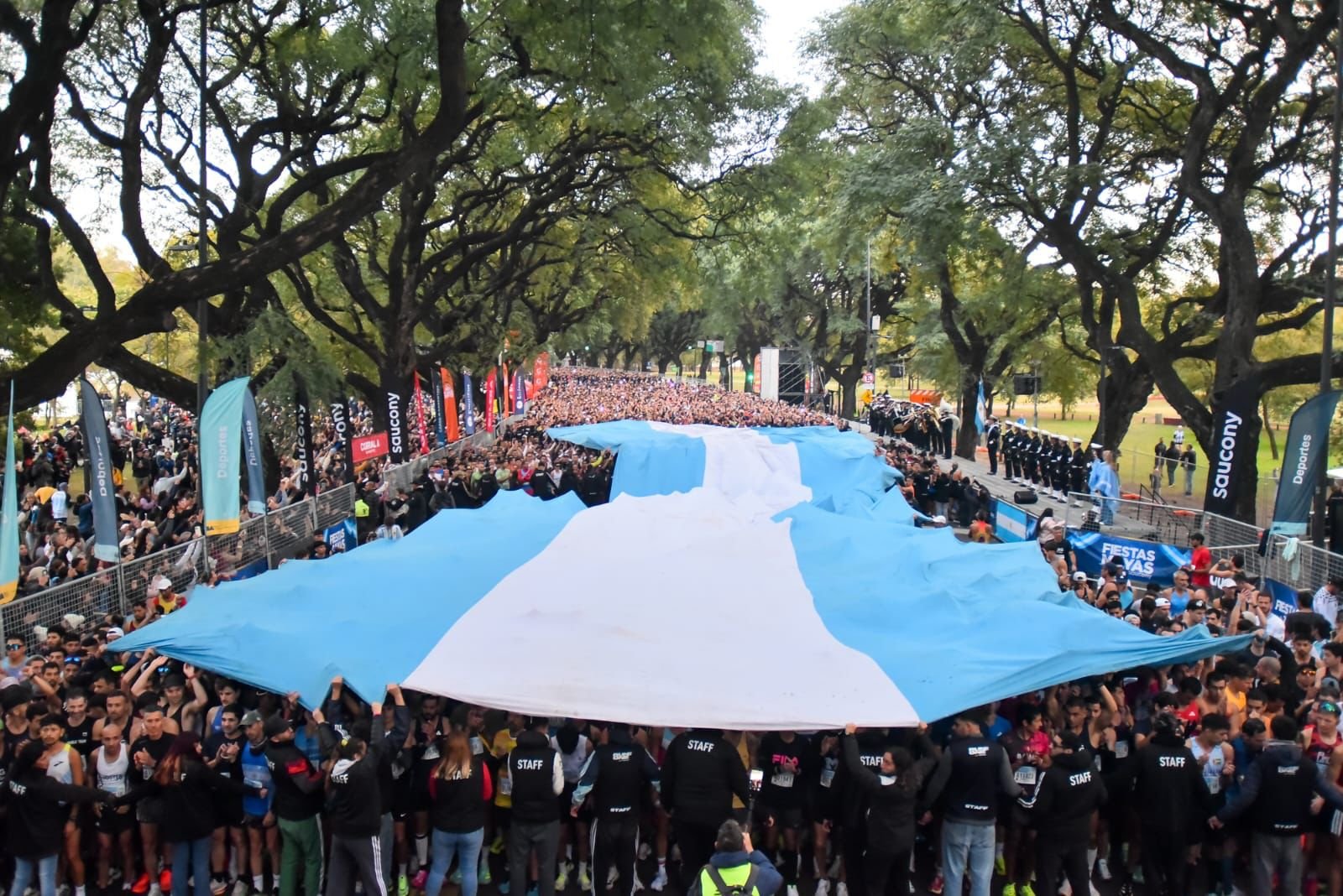  Fiestas Mayas: más de 15 mil corredores en la histórica carrera de la Patria en Palermo