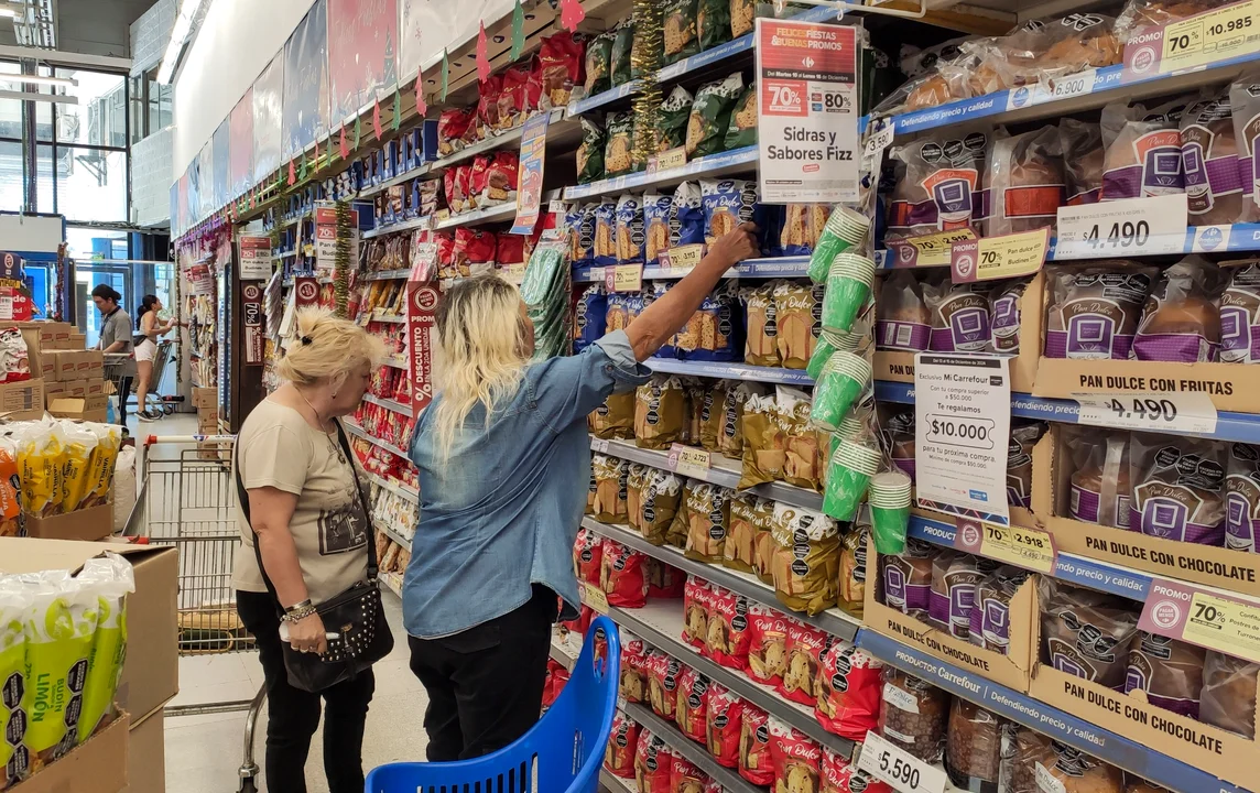  La confianza del consumidor cortó la racha negativa y subió en mayo