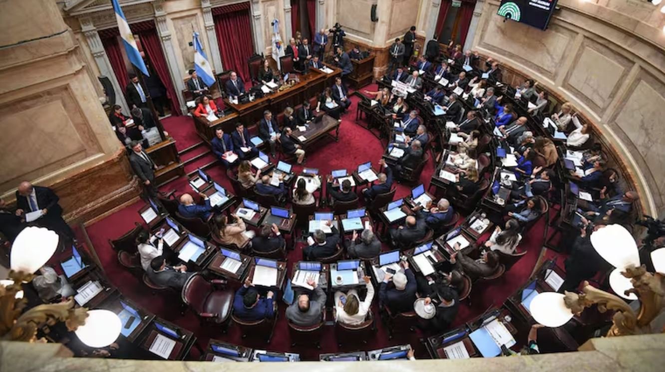  El Senado debate la reforma electoral y crece la tensión por Ficha Limpia
