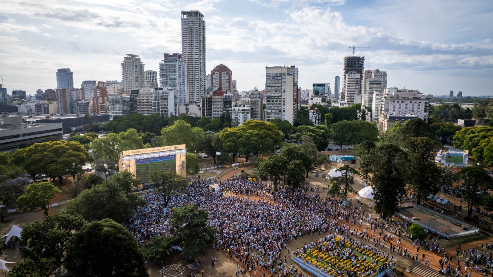  La Ciudad empieza a vivir el Mundial con un mega Fan Fest, pantallas gigantes y gastronomía full time