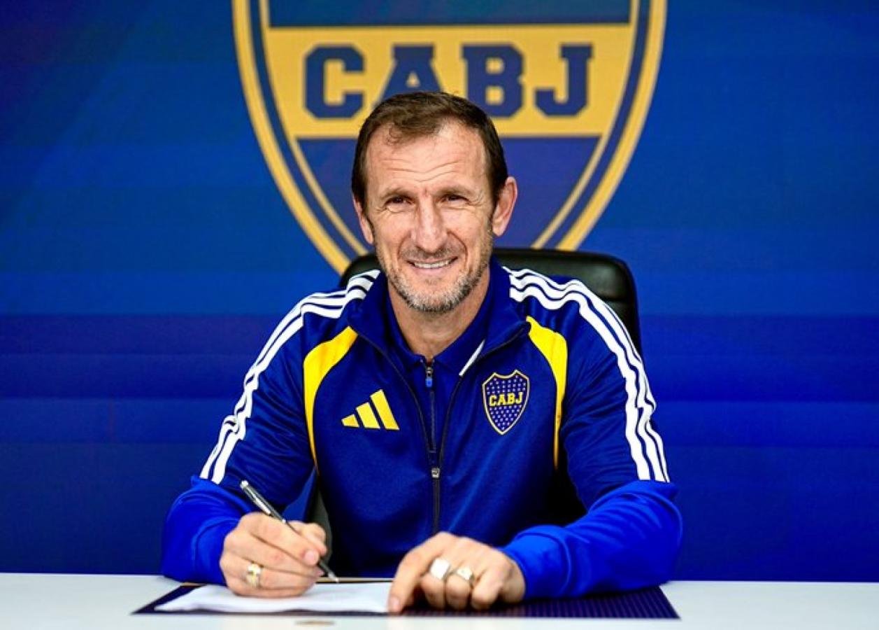 Arruabarrena firmó con Boca y borró a cuatro jugadores en el primer día de pretemporada